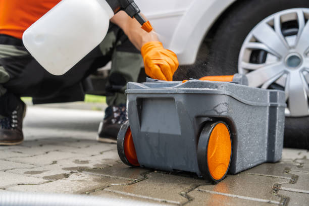 Best Portable toilet rental cost  in Rock Island, IL